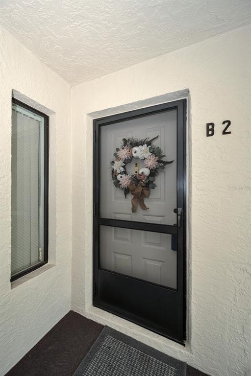 Building Photo - 2687 Pine Ridge Way S