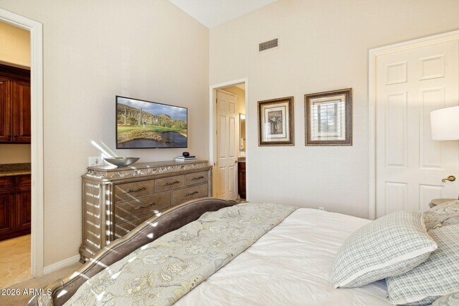 Building Photo - 13298 E Del Timbre Dr