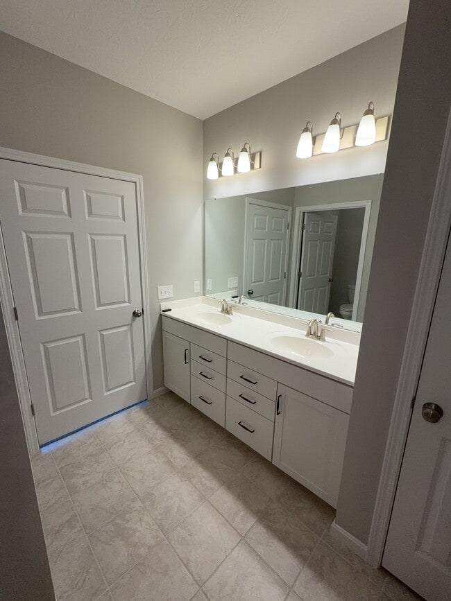 Building Photo - 4857 Osprey Pointe Dr