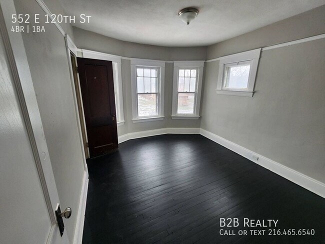 Building Photo - 552 E 120th St