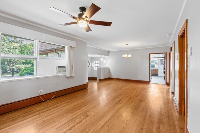 Building Photo - 288 Middaugh Rd