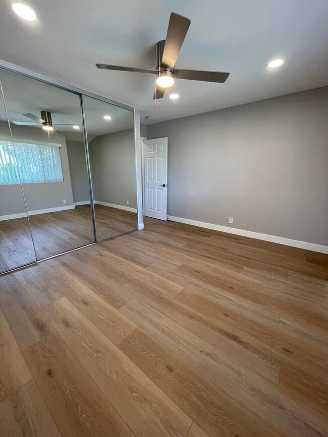 Building Photo - Remodeled Home in Irvine, Includes Attache...