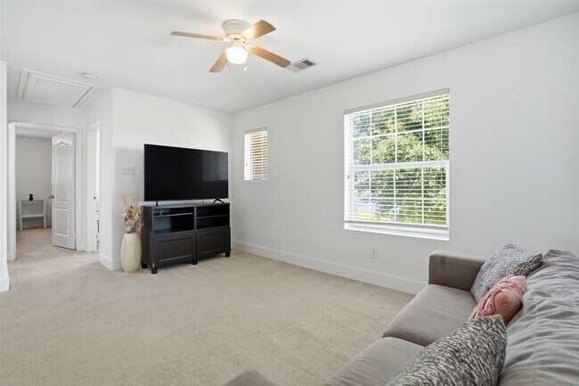 Building Photo - 14410 Long Meadow Dr