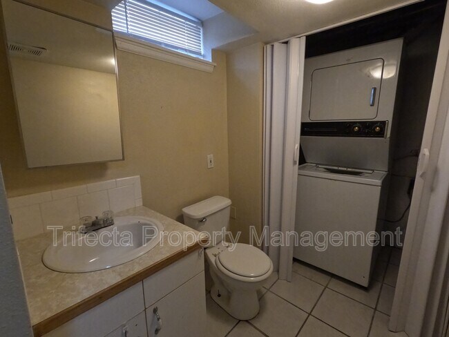 Building Photo - 622 Miller Dr