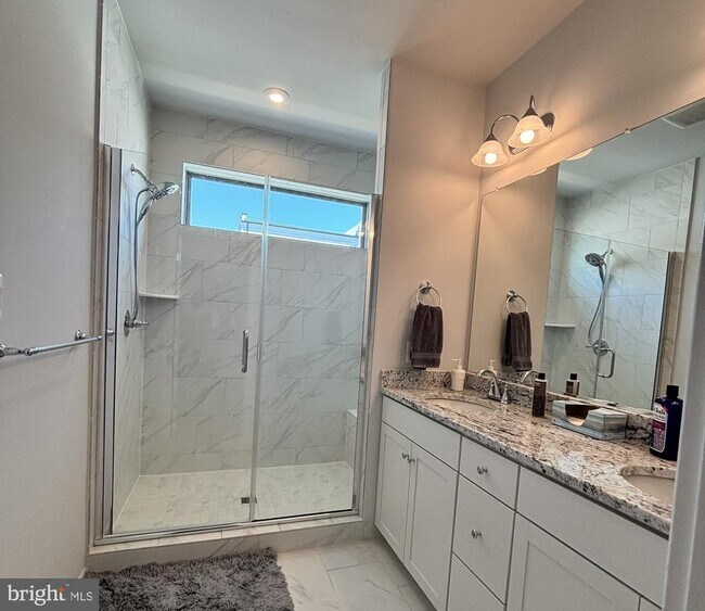 Building Photo - 5125 Longstone Way
