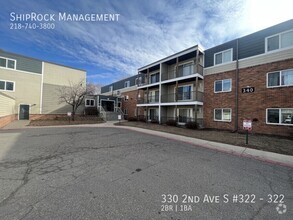 Building Photo - 330 2nd Ave S