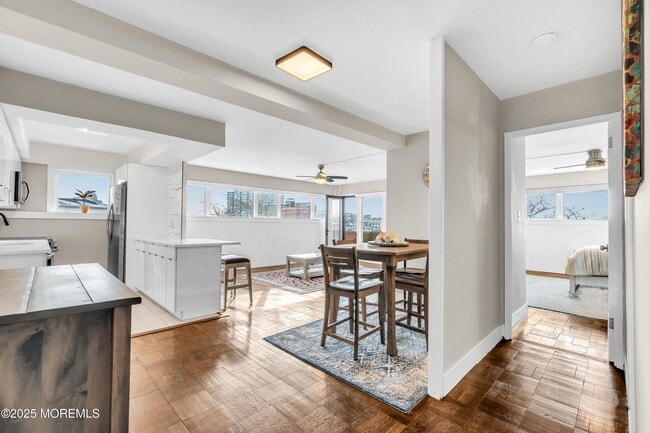 Building Photo - 321 Sunset Ave