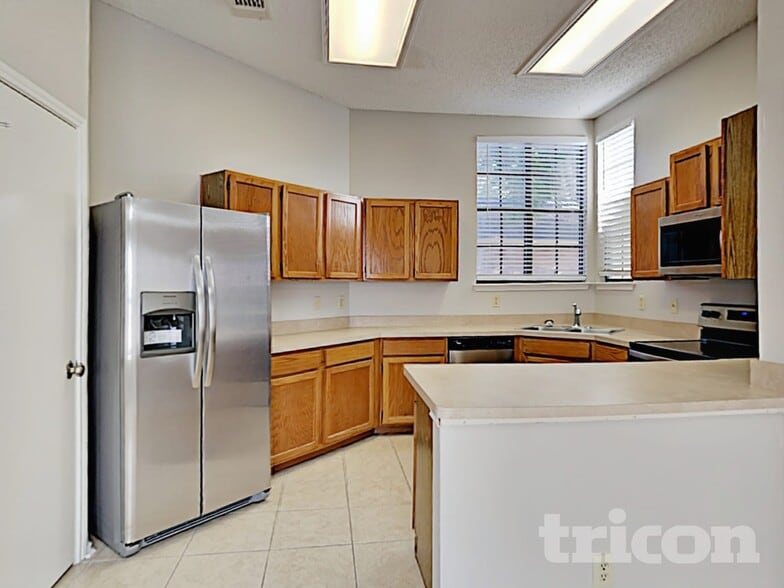 Building Photo - 7947 Flower Trail