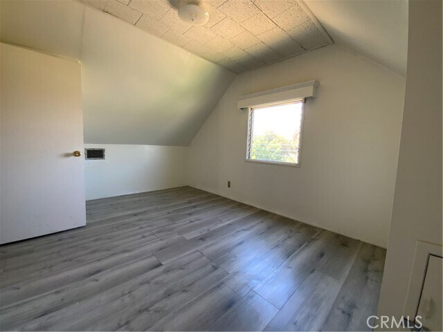 Building Photo - 122 E Linda Vista Ave