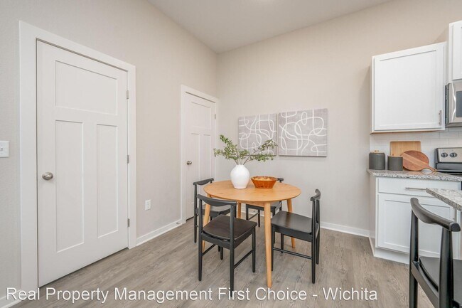 Building Photo - 3 br, 2 bath House - 3419 W 45th ST S