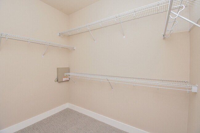 Building Photo - 20922 Barbons Heath Ct