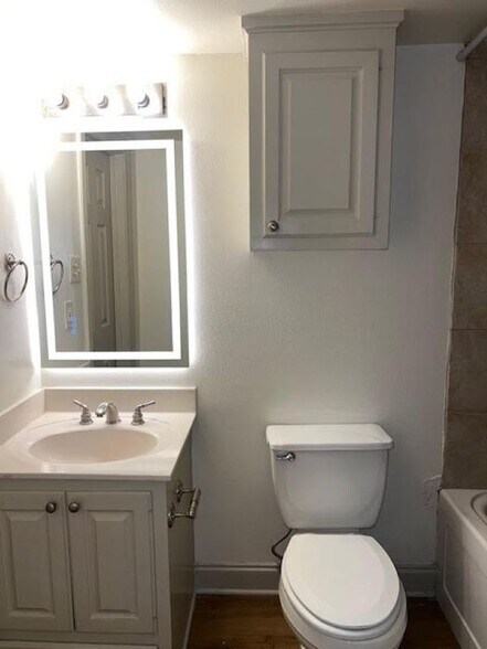 Building Photo - 2045 N 3rd St