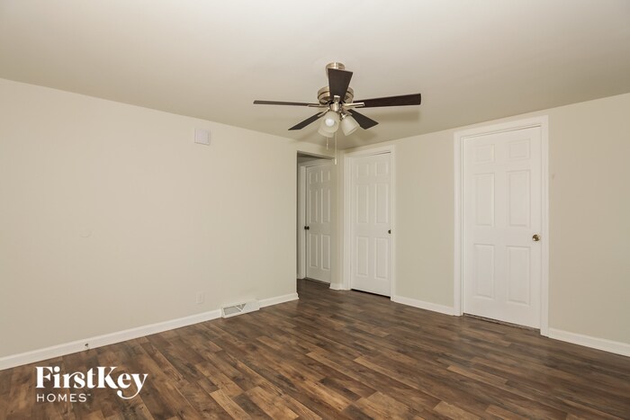 Building Photo - 1208 Redland Dr