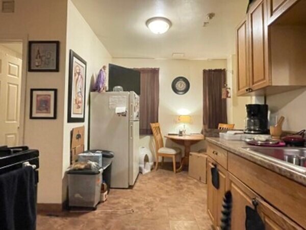 Building Photo - 57 N Margin St