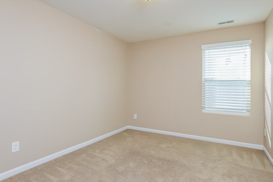 Building Photo - 4011 Massey Wood Trail