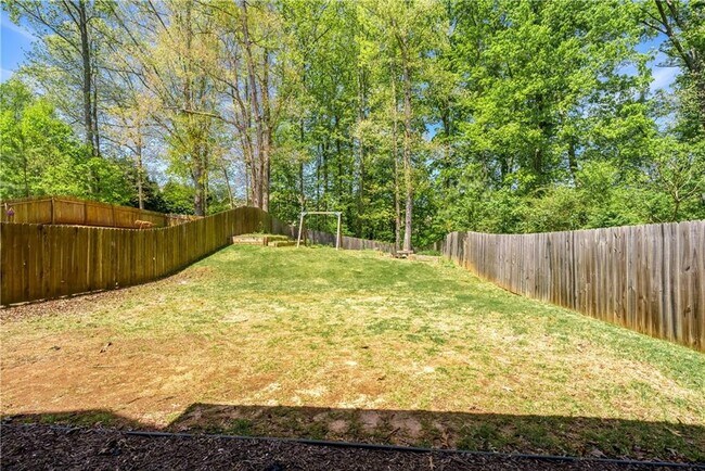 Building Photo - 5216 Apple Grove Rd NE