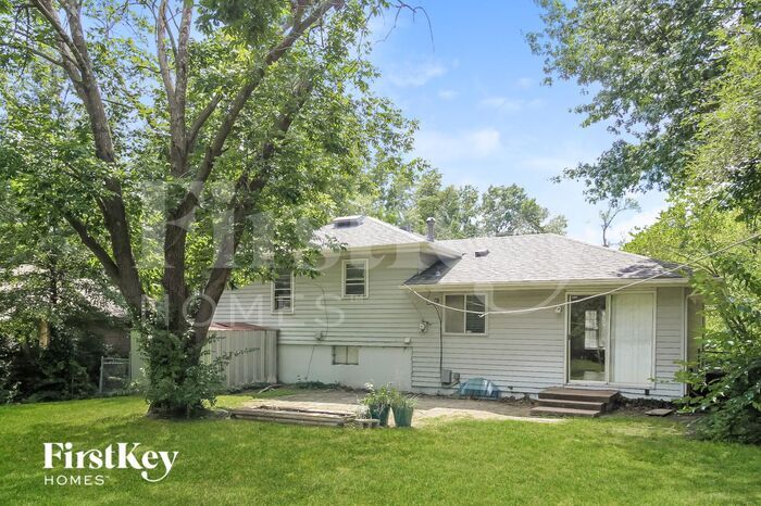 Building Photo - 9313 Richmond Dr