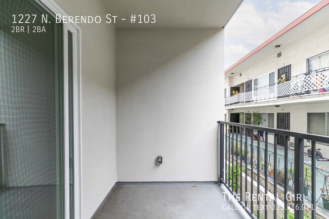 Building Photo - 1227 N Berendo St