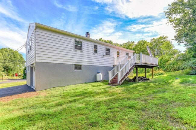 Building Photo - 11 Hudson Bluff Dr