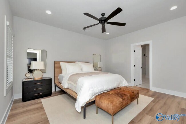 Building Photo - 80 Mountain Vis Cir