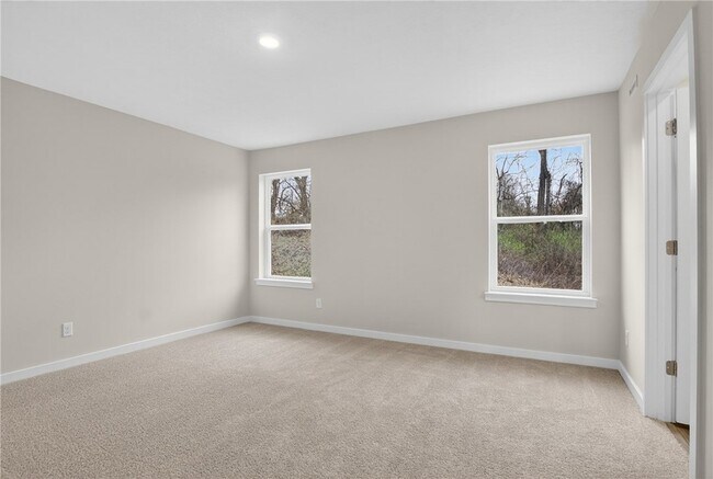 Building Photo - 704 Olivia St