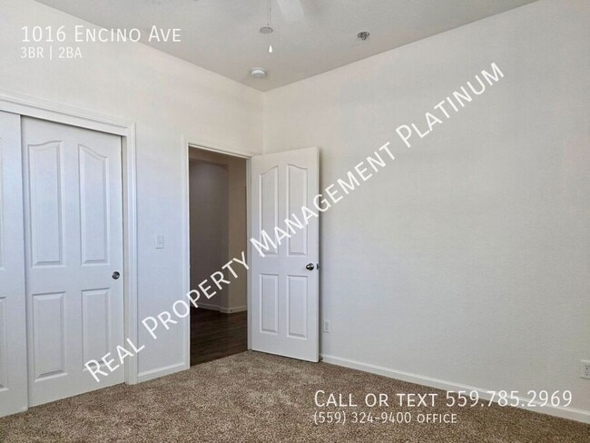Building Photo - 1016 Encino Ave