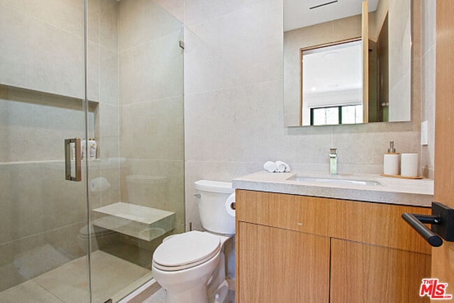 Building Photo - 9451 Sunset Blvd