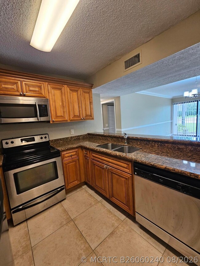 Building Photo - 1440 Windorah Way