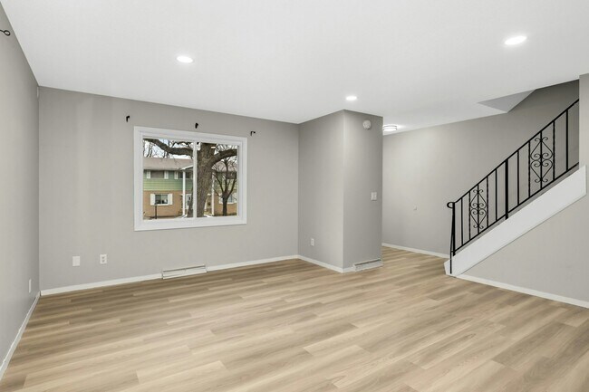 Building Photo - 510 Shadyside Cir