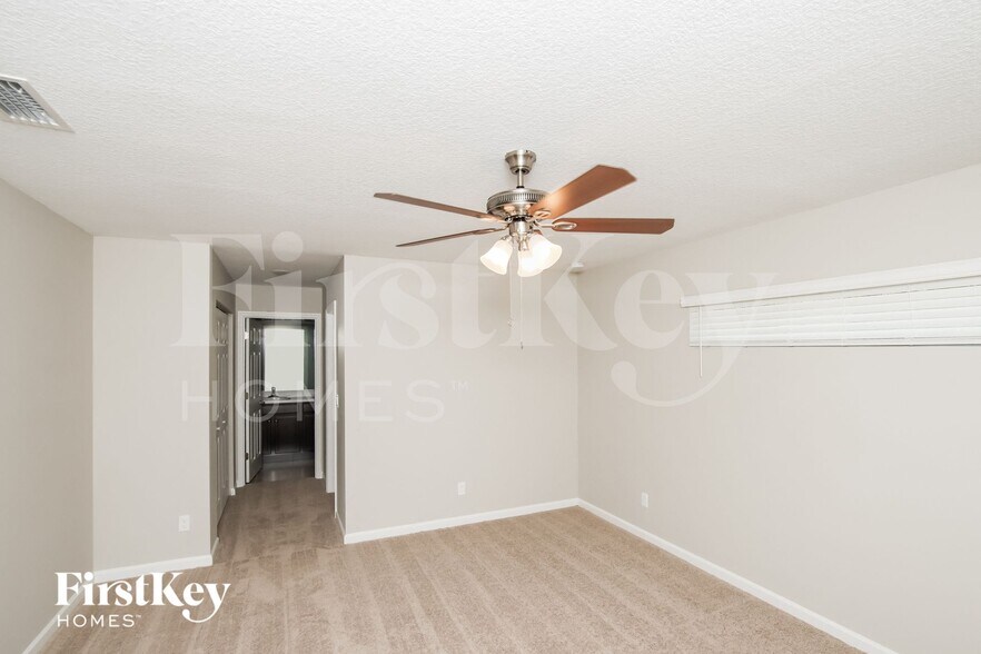 Building Photo - 1144 Genesee Ave SE