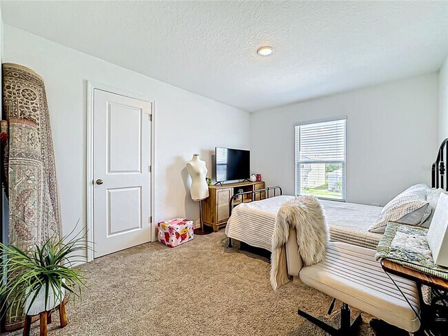 Building Photo - 13019 Bluff Oak Wy