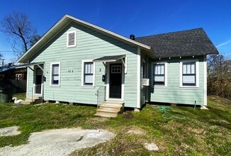 Building Photo - A-B 411 1/2 Pryce Street