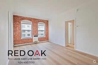 Building Photo - 974 1/2 Gramercy Pl-506