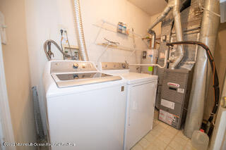 Building Photo - 174 Tulip Ln