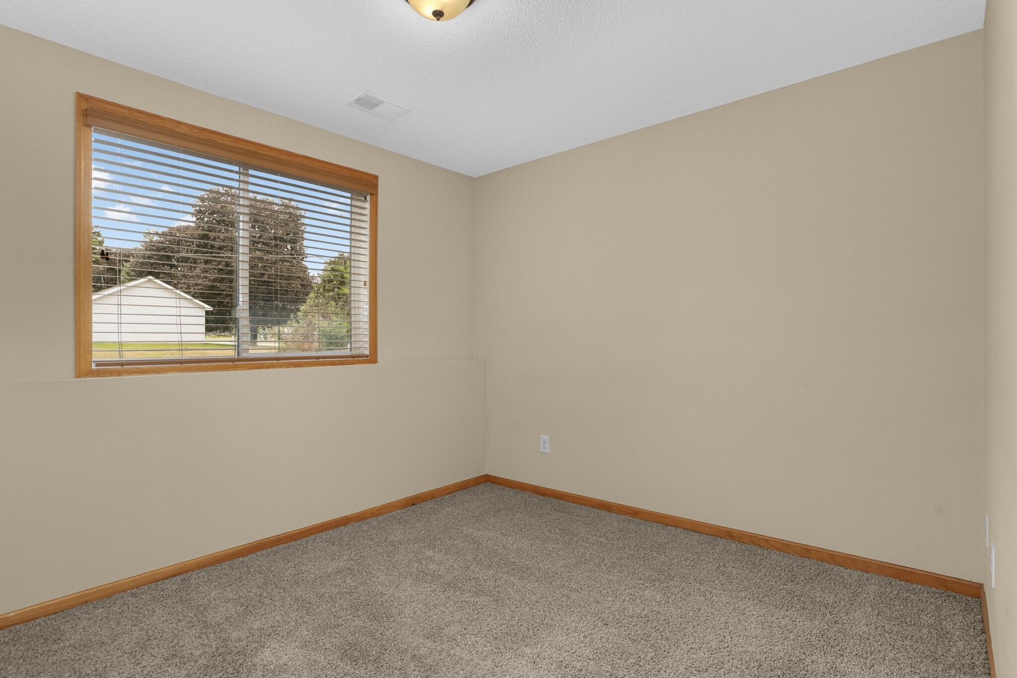 Building Photo - 2403 Brenner Ct
