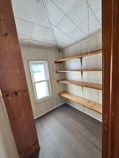 Building Photo - 3 Bedroom 2 Bath with Oversized Yard!