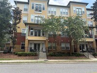 Building Photo - 1185 SW 9th Rd