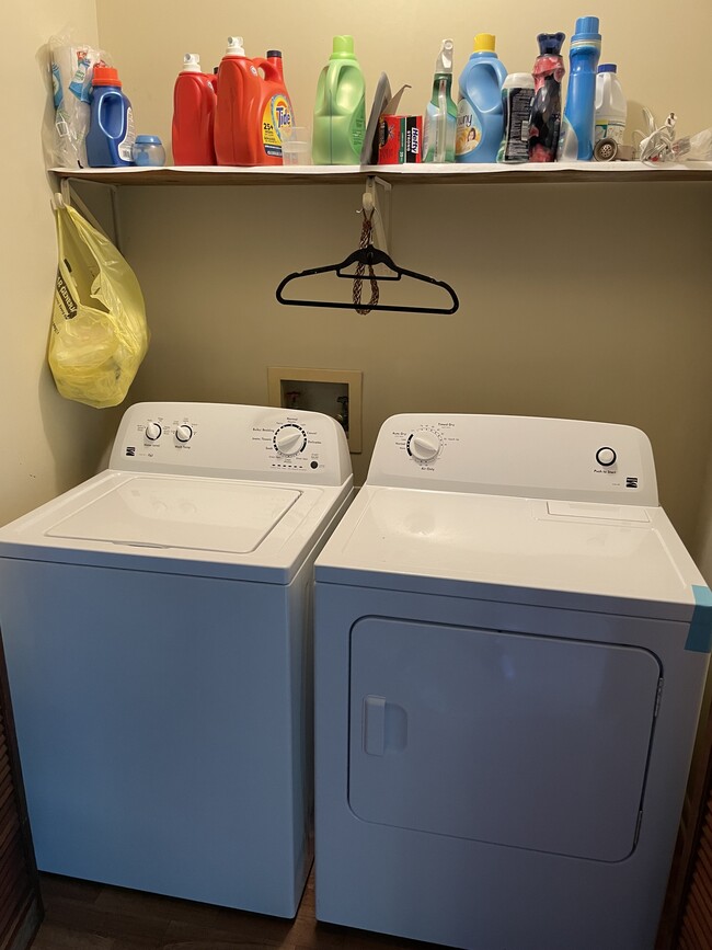 Washer and Dryer - 799 Donnell Blvd