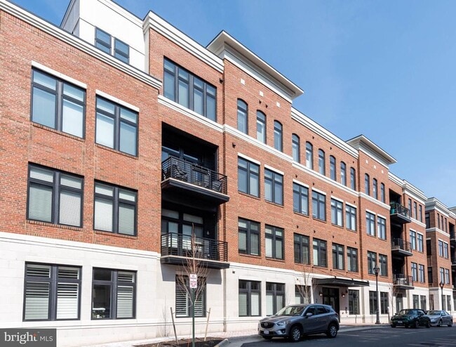 Building Photo - 2 Stationmaster St SE