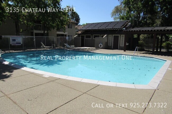 Building Photo - 3135 Chateau Way