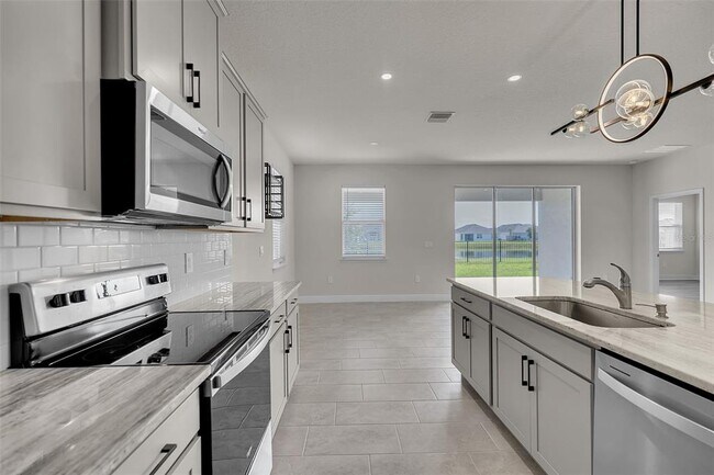Building Photo - 17821 Cantarina Cove