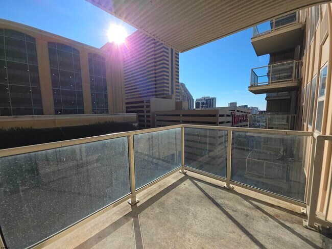 Building Photo - 2834 Atlantic Ave