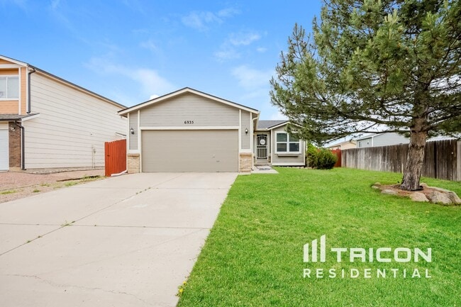 Primary Photo - 6935 Fountain Ridge Cir