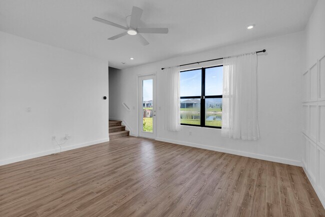 Building Photo - 14075 SW Thorens Dr