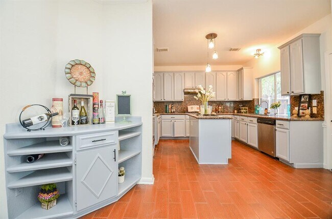 Building Photo - 18106 Rileybrook Cir