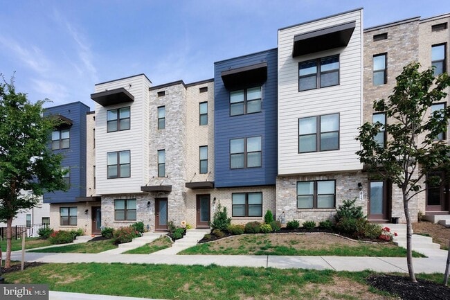 Building Photo - 813 Bond St