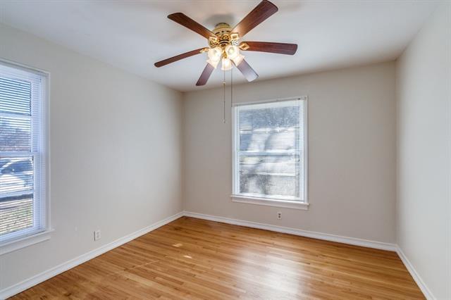 Building Photo - 3227 San Vicente Ave