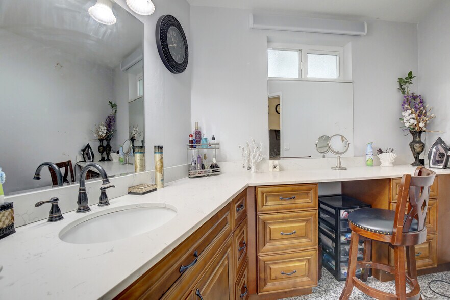 Building Photo - 8930 SW 149th Ter