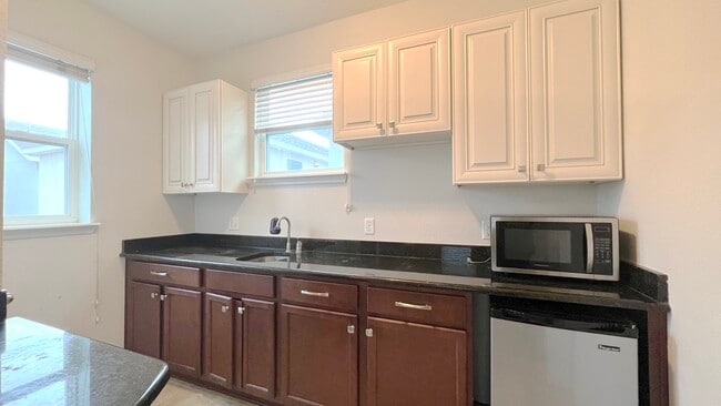 Building Photo - 8450 Powder Ridge Trail