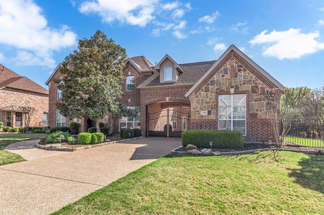 Building Photo - 3705 Falcon Dr